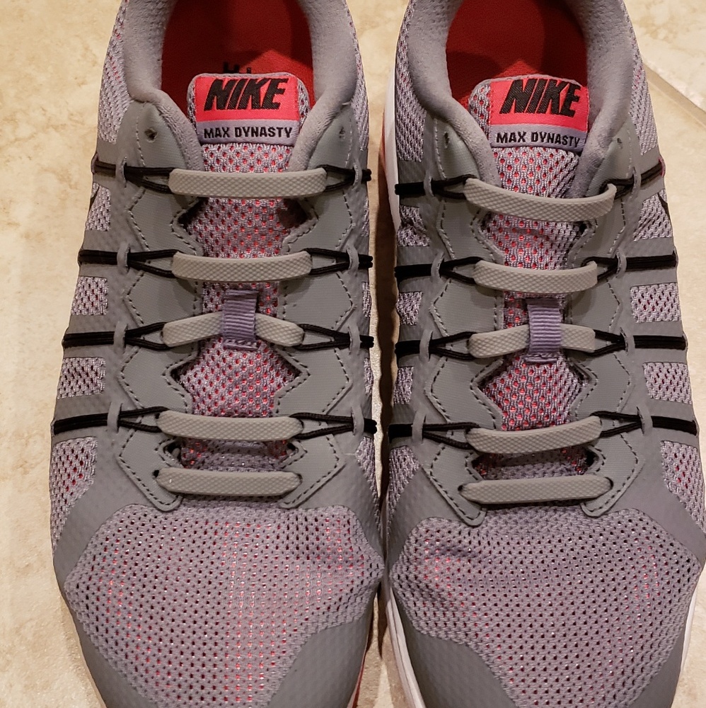 Nike Max Dynasty Sz 9